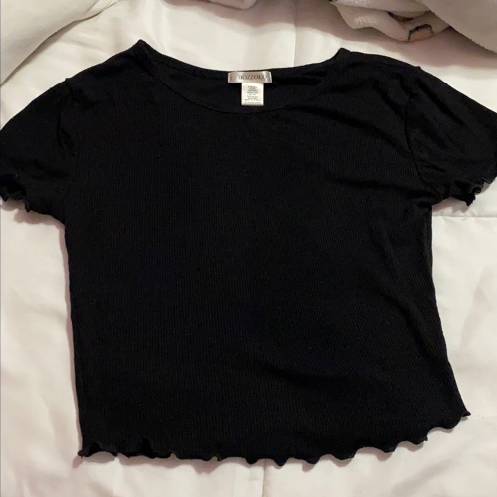 Black lettuce crop top size xs